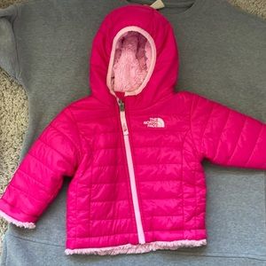 Reversible north face pink puffer, 3-6 month